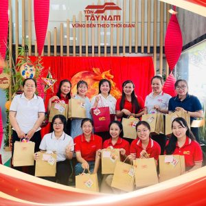 Employees celebrating Mid-Autumn Festival together