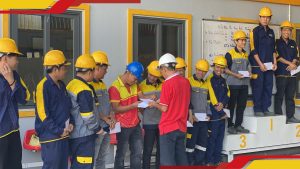 Factory Management Presenting Awards to Technical Employees