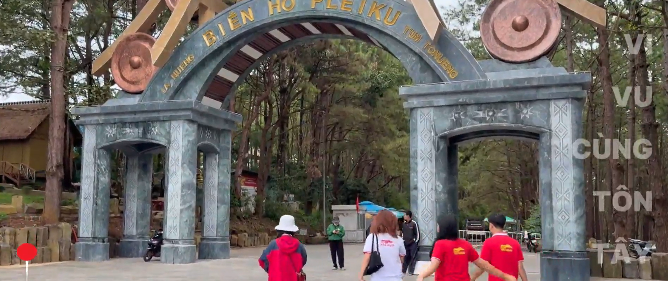 Video - Tôn Tây Nam