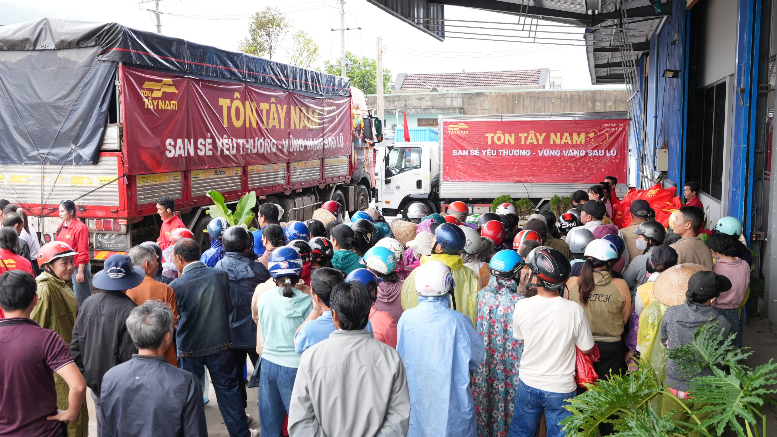 ❤️ Stay Strong, Central Vietnam! - Tôn Tây Nam
